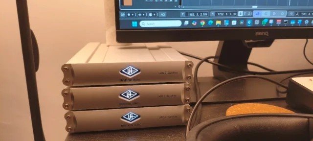 Vendo 5 Universal Audio UAD-2 Satellite Quad FireWire de segunda mano · Foto 1 de 2 · Cuenca · 210 €