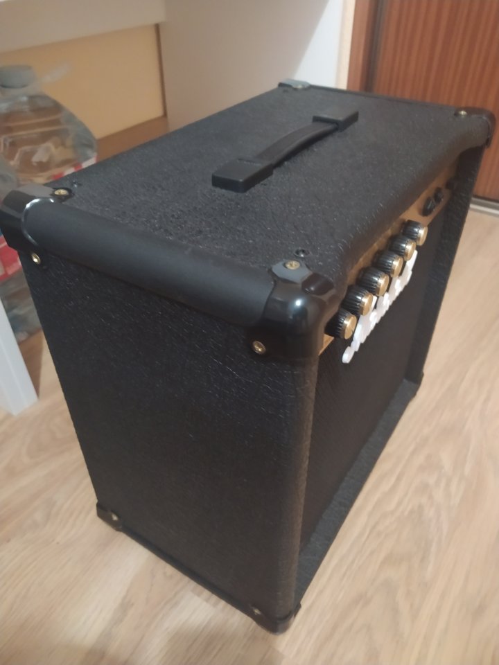 Marshall Valvestate vs 15 de segunda mano · Foto 5 de 5 · Madrid · 150 €