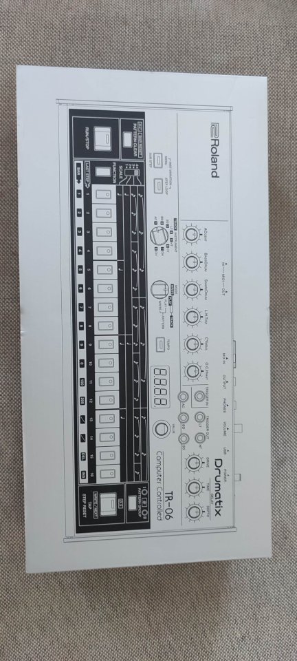 Roland TR-06 - Como nueva - envío incluido
