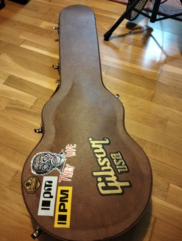 Gibson les paul Studio 2016 de segunda mano · Foto 7 de 9 · Ávila · 900 €