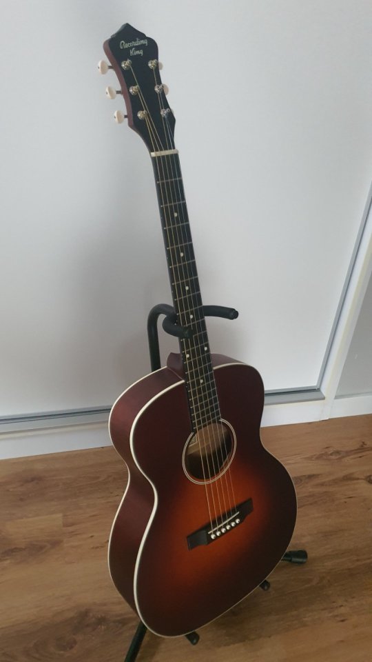 Recording King ROS-11-FE3-TBR de segunda mano · Foto 2 de 7 · Girona