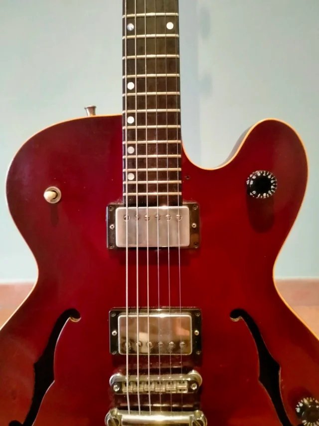 Gibson Chet Atkins Tennessean de segunda mano · Foto 3 de 10 · Valencia · 1500 €