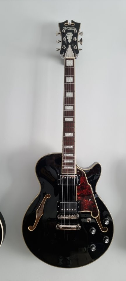 D'Angelico Premier SS Custom de segunda mano · Foto 1 de 7 · Madrid · 600 €