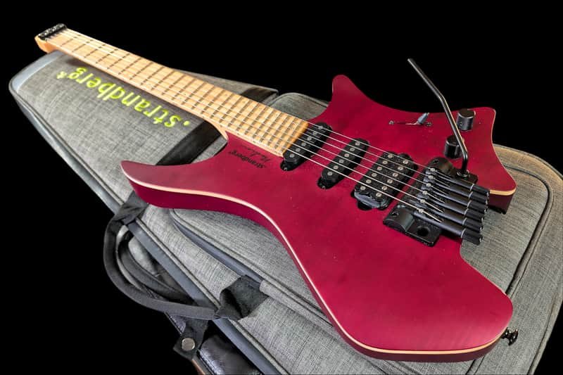 Strandberg Boden NX6 / FUSION o similar con Tremolo y SSH o HSH de segunda mano · Foto 2 de 4 · Soria