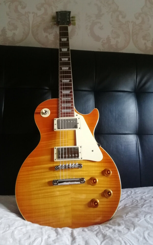 ÚLTIMO PRECIO!! Tokai love rock RESERVADO