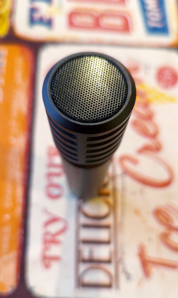 Shure PGA81 Micrófono condensador cardioide para instrumento