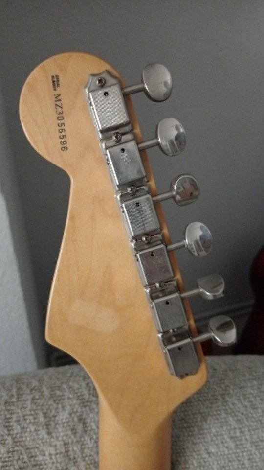 Fender deluxe stratocaster powerhouse