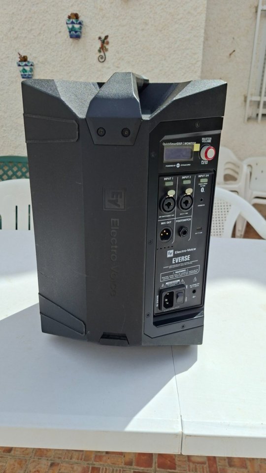 EV Everse 8 de segunda mano · Foto 2 de 7 · Murcia · 575 €