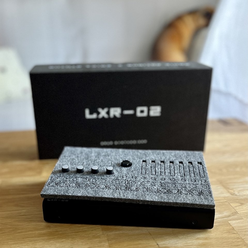 Erica Synths LXR-02 Caja de ritmos digital