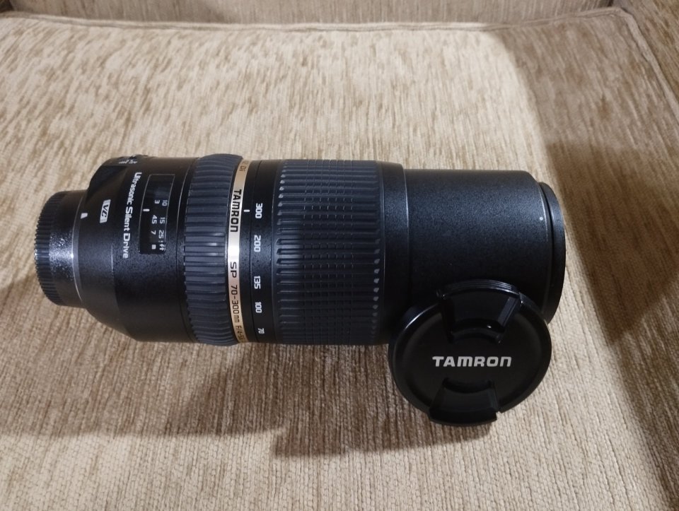 Nikon D7000 + 2 objetivos + Flash + varias cosas... de segunda mano · Foto 4 de 9 · Ciudad Real · 550 €