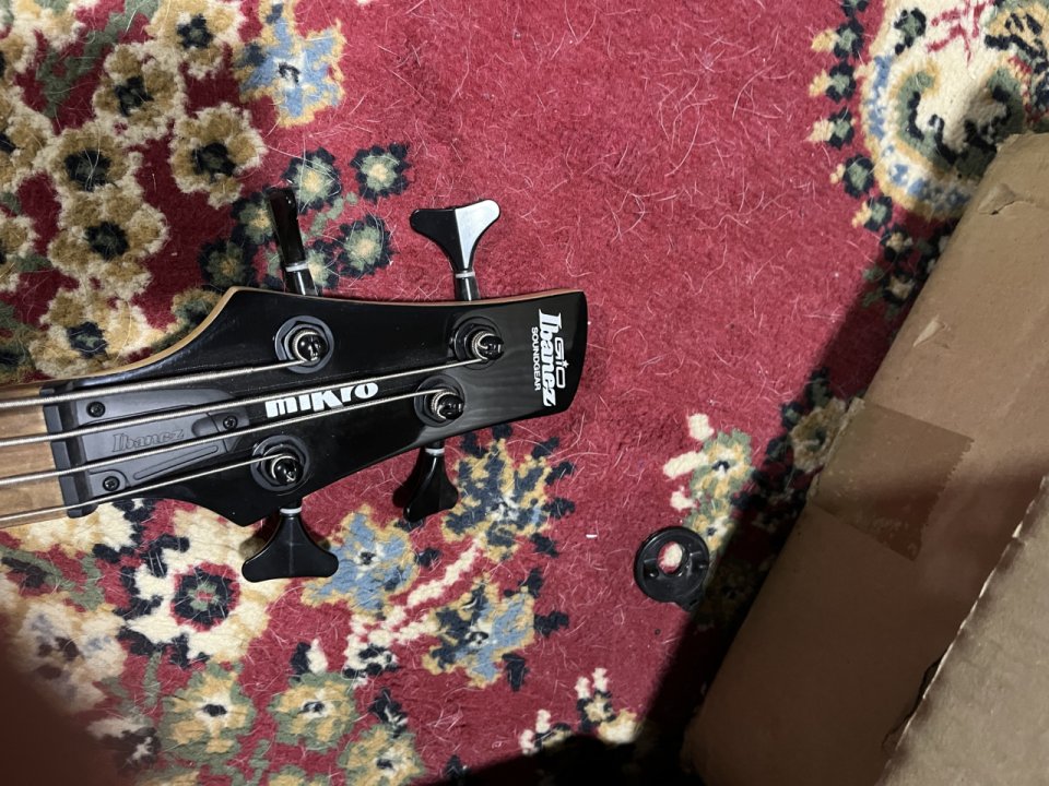 ibanez soundgear mikro de segunda mano · Foto 2 de 2 · Madrid · 100 €
