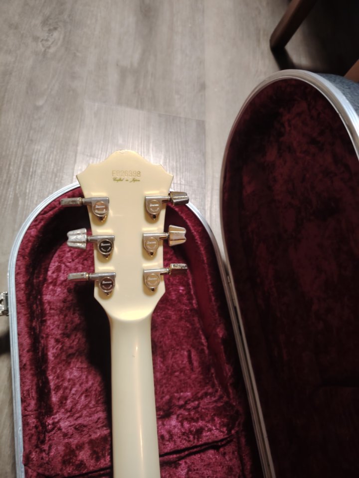 Ibanez Musician MC150 Polar White 1982 de segunda mano · Foto 6 de 10 · Madrid · 1000 €