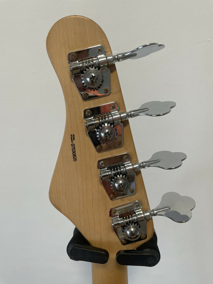 ﻿Bajo eléctrico Fretless Proto-J KEN SMITH
