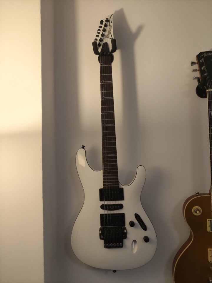 Ibanez S570B de segunda mano · Foto 4 de 5 · Alicante · 420 €