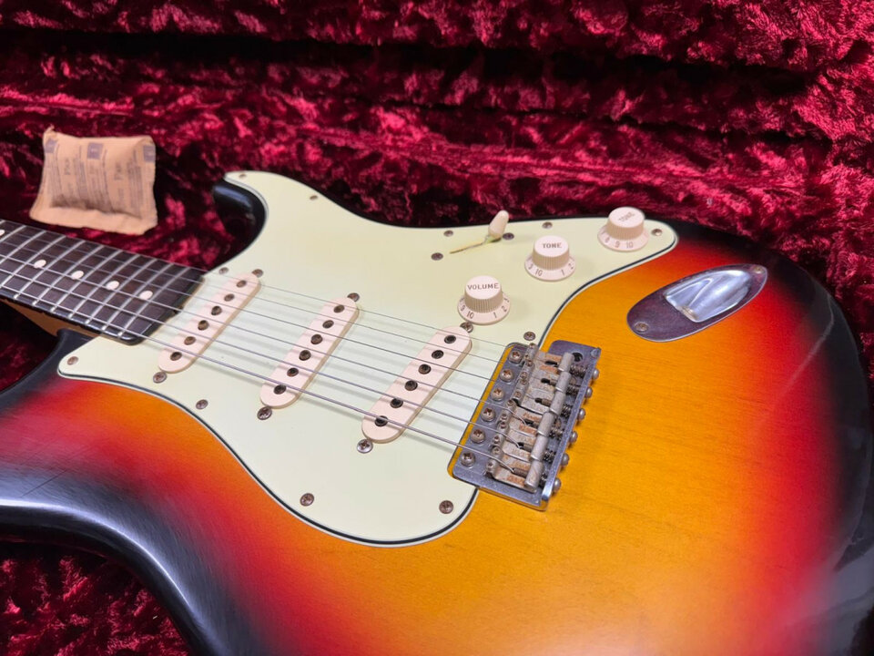 Fender C.S. Masterbuilt Stratocaster 1960 Shishkov Brazilian Rosewood L.E.
