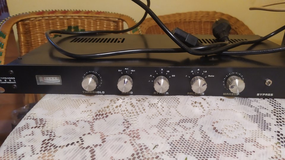 Compressor Type 4000 GSSL (Clone) de segunda mano · Foto 1 de 3 · Madrid · 500 €