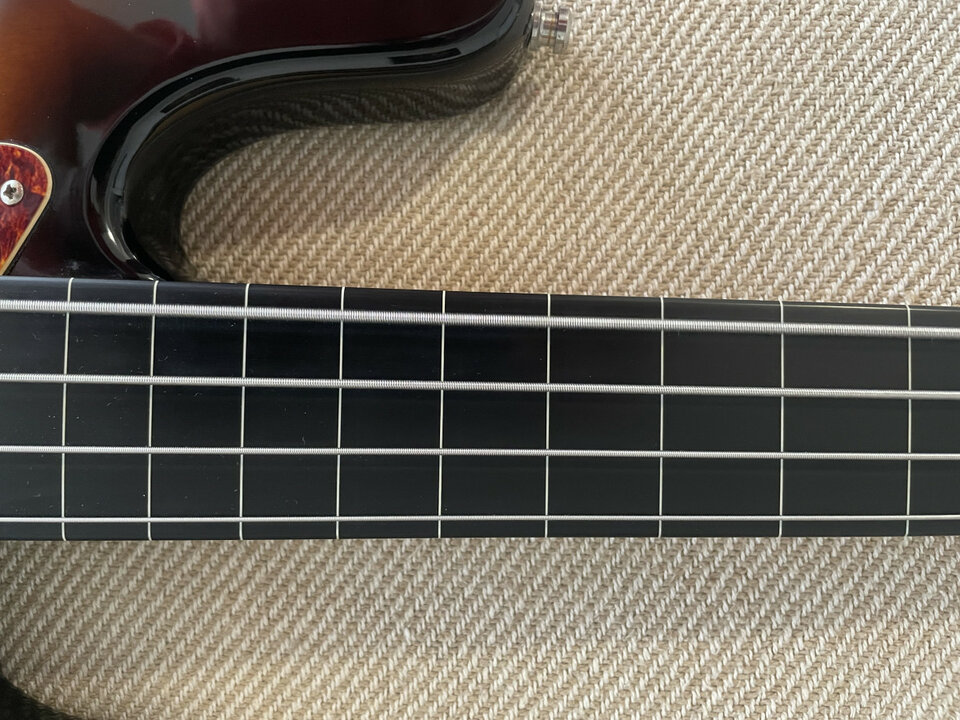 ﻿Bajo eléctrico Fretless Proto-J KEN SMITH
