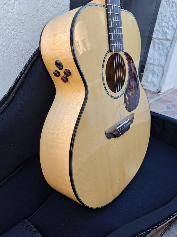 Acústica Alhambra AJ SM E9