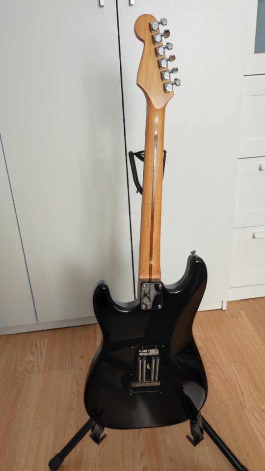 Fender Stratocaster MIM 1996 + mejora PRECIO REBAJADO ESTA SEMANA