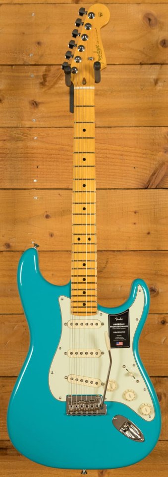 Fender American Professional II Stratocaster - Arce - Miami Blue de segunda mano · Cádiz · 1700 €