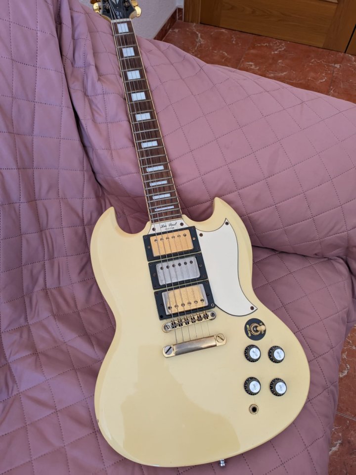 Epiphone Lp Custom, pastillas Gibson de segunda mano · Foto 1 de 8 · Alicante