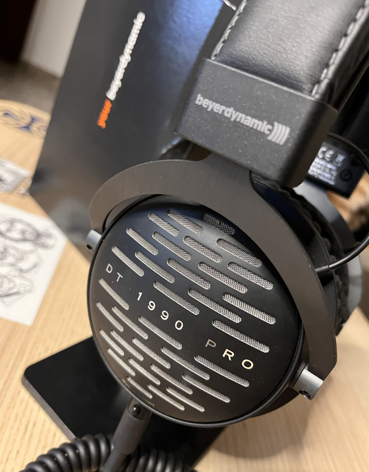Beyerdynamic DT-1990 Pro 250 Ohm