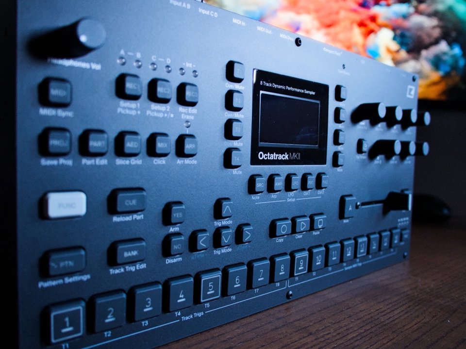 Octatrack mk2 + Decksaver + 2xFlash Cards de segunda mano · Foto 1 de 9 · Zaragoza · 999 €