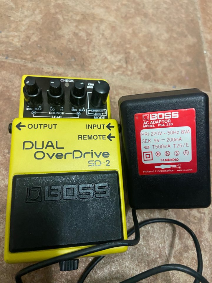 Boss SD-2 Dual OverDrive (Silver Label) 1993  Yellow