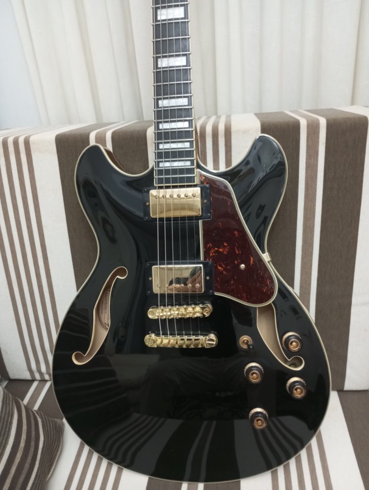 IBANEZ AS93BC de segunda mano · Foto 3 de 5 · A Coruña · 500 €