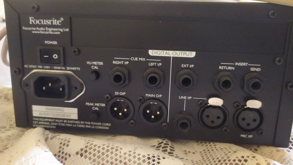 Focusrite ISA One Mic Pre de segunda mano · Foto 5 de 6 · Madrid · 420 €
