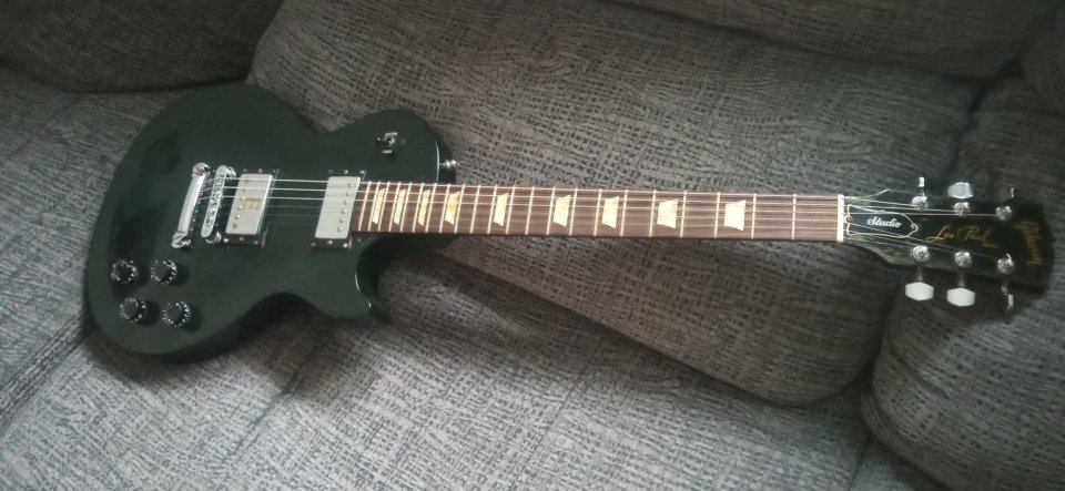 Gibson les Paul Studio 92 ebony de segunda mano · Foto 2 de 2 · Navarra · 1250 €