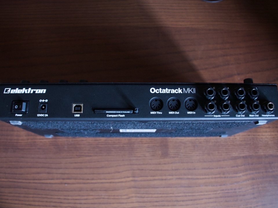 Octatrack mk2 + Decksaver + 2xFlash Cards de segunda mano · Foto 3 de 9 · Zaragoza · 999 €