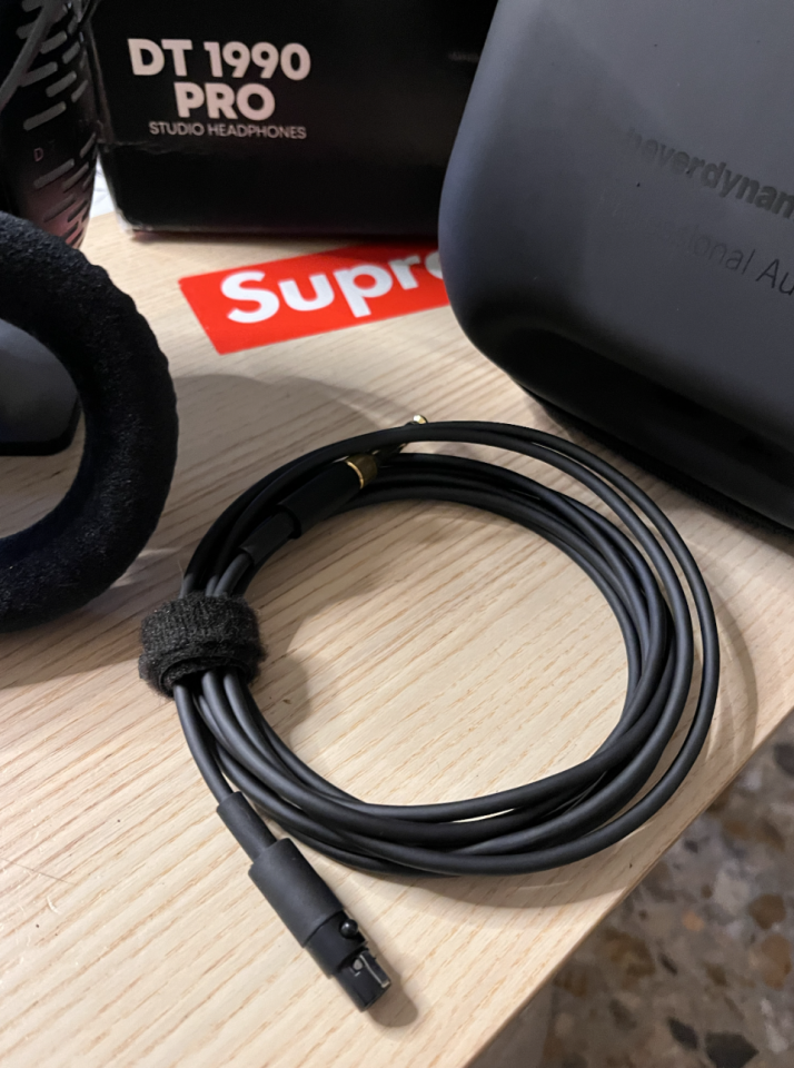 Beyerdynamic DT-1990 Pro 250 Ohm