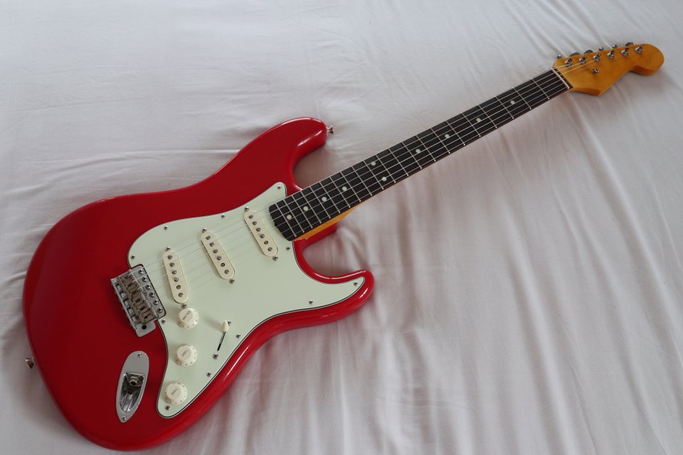 MJT/allparts stratocaster dakota red