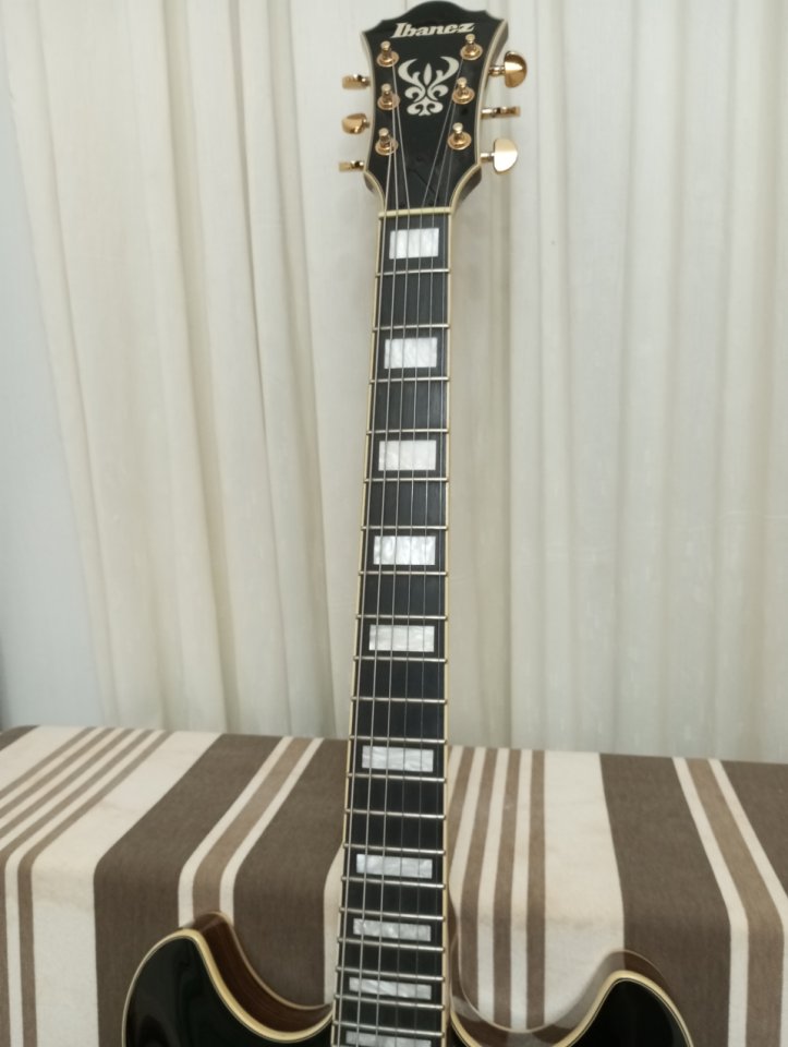 IBANEZ AS93BC de segunda mano · Foto 5 de 5 · A Coruña · 500 €