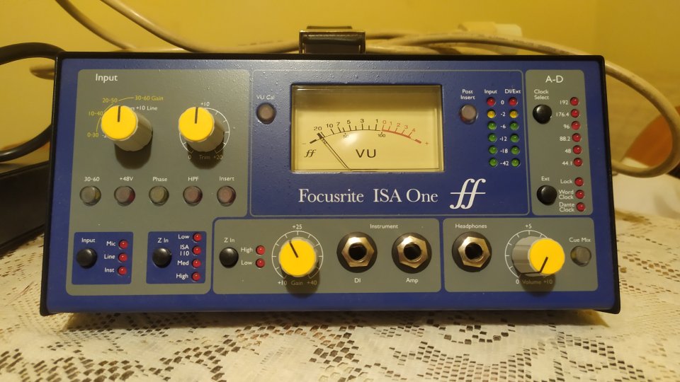 Focusrite ISA One Mic Pre de segunda mano · Foto 1 de 6 · Madrid · 420 €