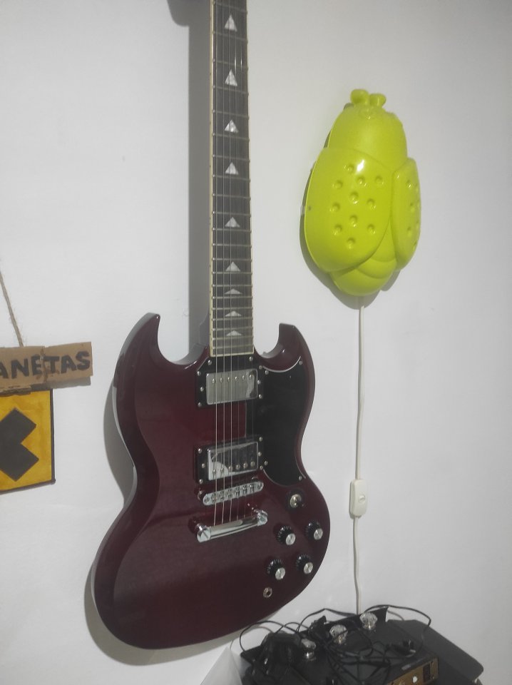 Guitarra prodipe SG300 de segunda mano · Foto 1 de 4 · Pontevedra · 220 €