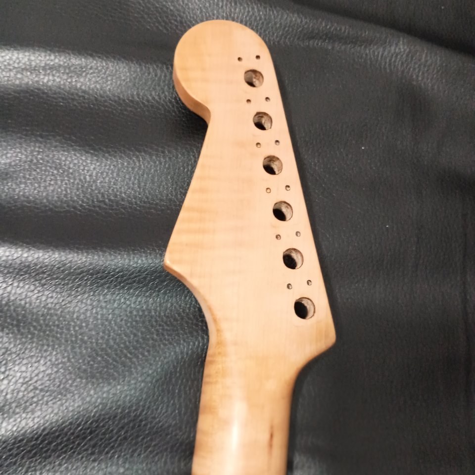 Mástil Stratocaster de segunda mano · Foto 3 de 8 · Málaga · 250 €