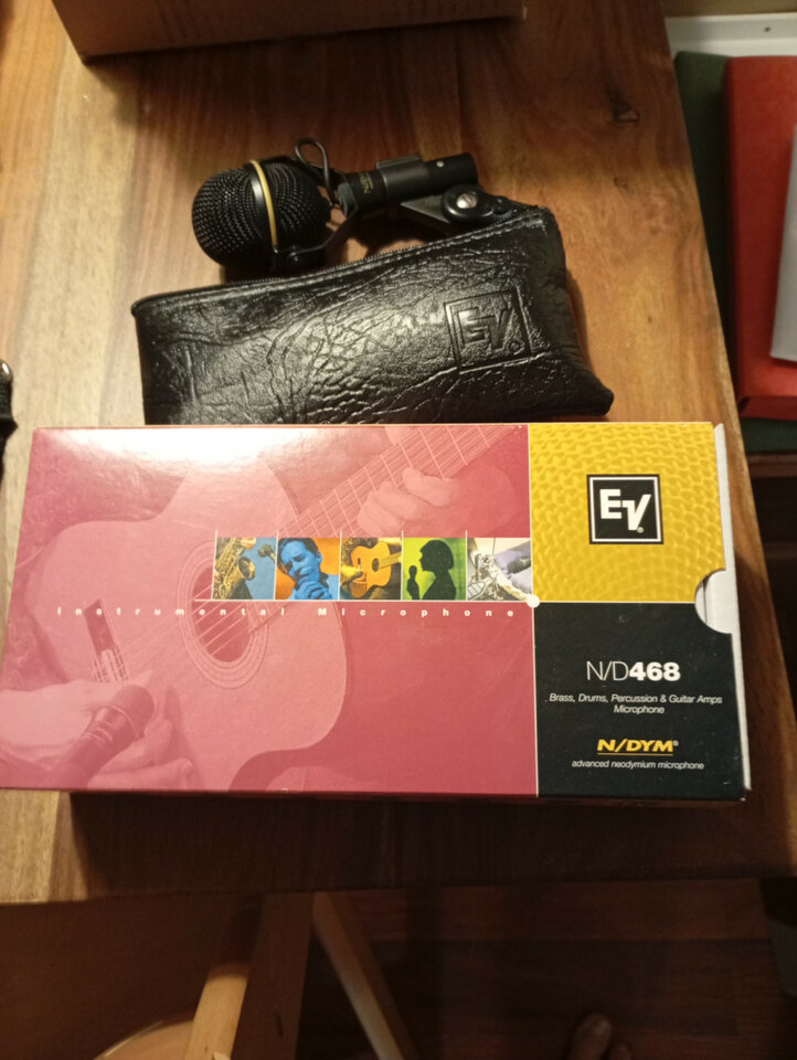 Micrófonos Electro Voice ND 468