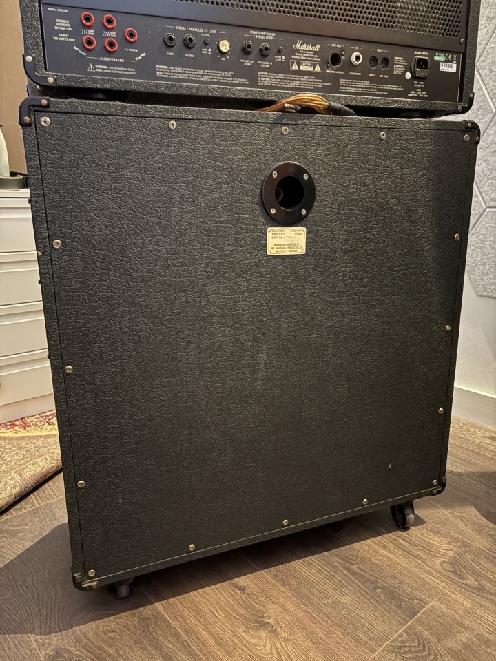 Pantalla Marshall JCM800 1960A 4x12 16 Ohm de segunda mano · Foto 2 de 4 · Madrid · 250 €