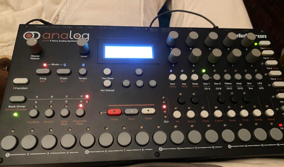 Elektron analog four mk1
