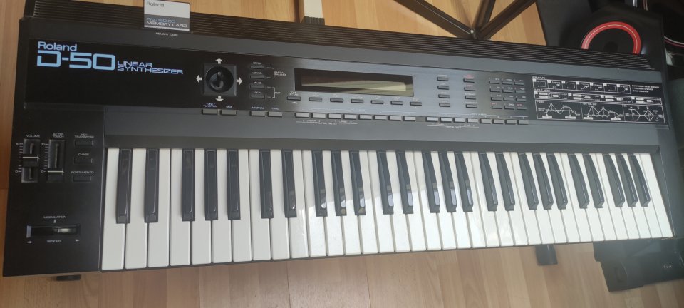Roland D-50