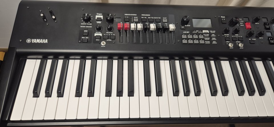 Yamaha YC 73 + funda original. de segunda mano · Foto 7 de 7 · Valencia · 1700 €