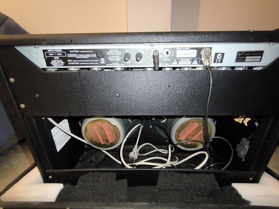 Fender twin reverb Usa con flight case