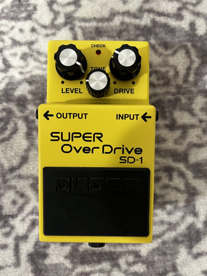 Boss SD-1 Super Overdrive Pedal de segunda mano · Foto 1 de 2 · Granada · 60 €