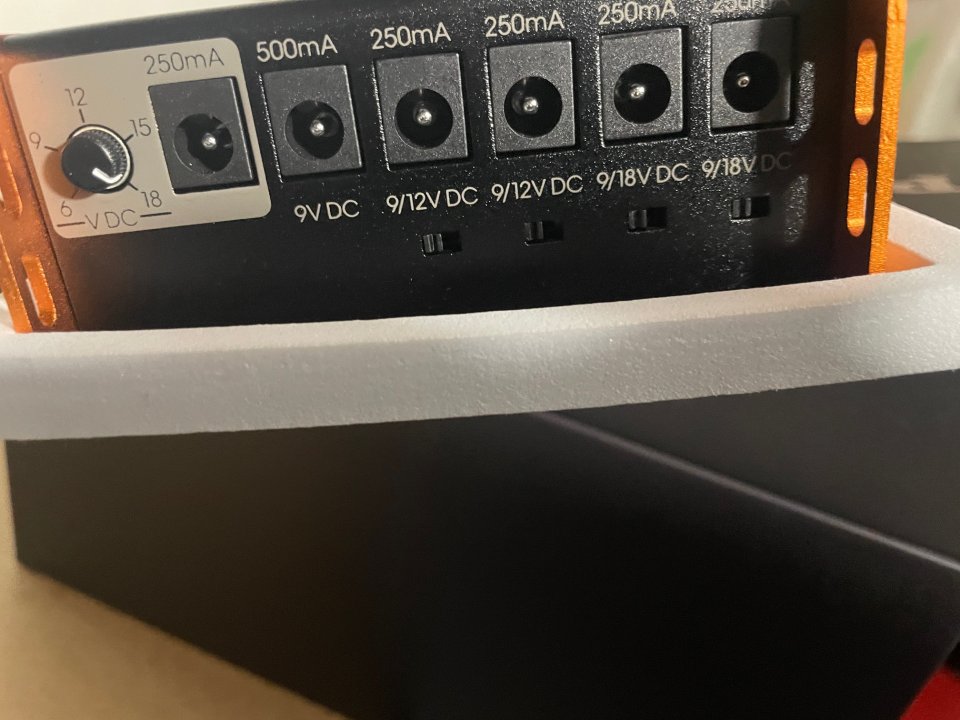 Palmer PWT 06 IEC Fuente de alimentación de segunda mano · Foto 3 de 4 · Granada · 60 €