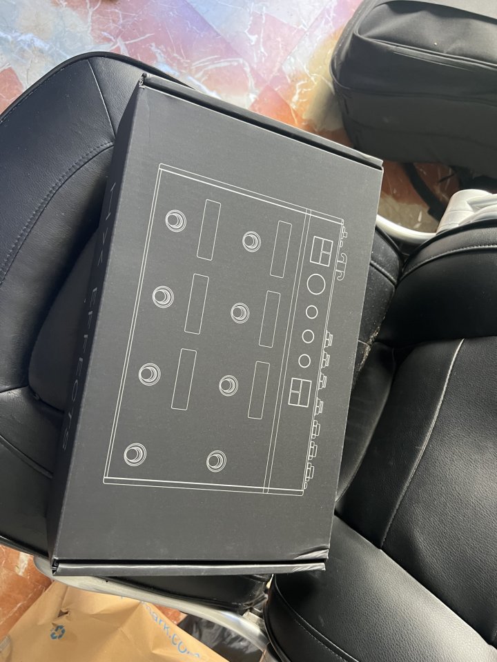 Line6 helix Hx effects a estrenar de segunda mano · Foto 5 de 7 · Murcia · 375 €
