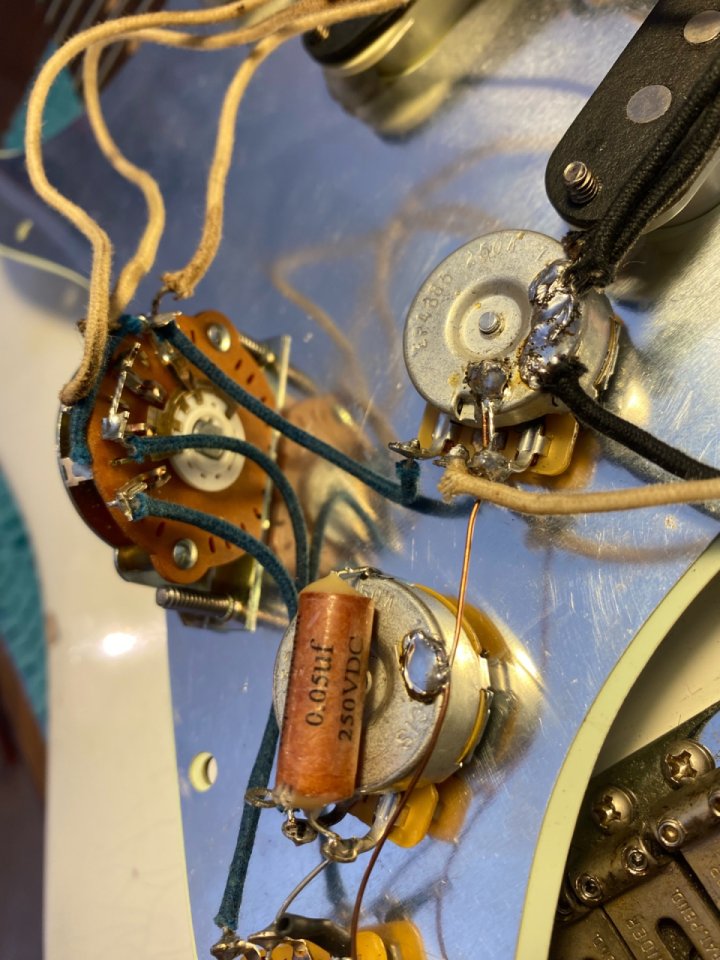 PreCBS Stratocaster electronica moderna de segunda mano · Foto 7 de 10 · Barcelona · 6500 €
