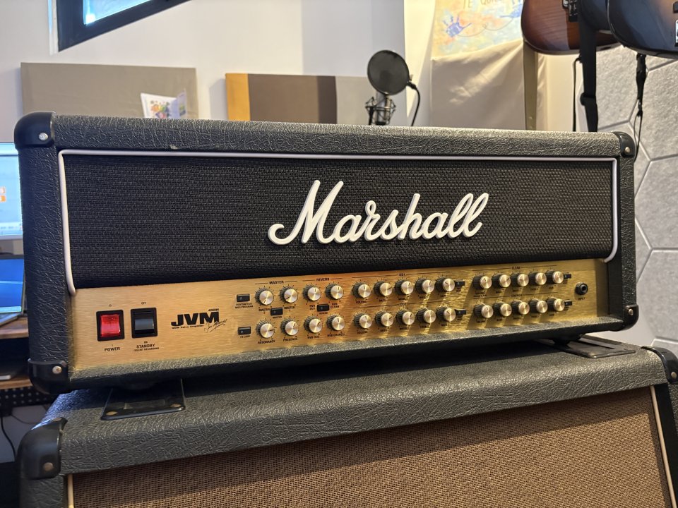 Marshall JVM 410H de segunda mano · Foto 1 de 3 · Madrid · 450 €