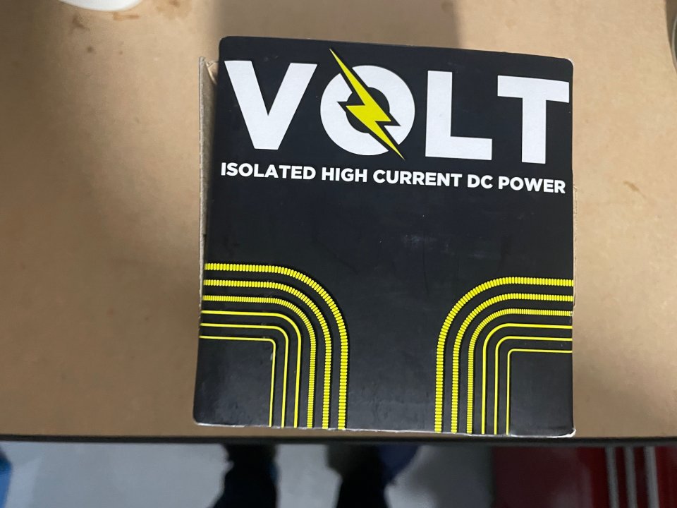 Ernie Ball VOLT fuente de alimentación. de segunda mano · Foto 2 de 2 · Granada · 99 €